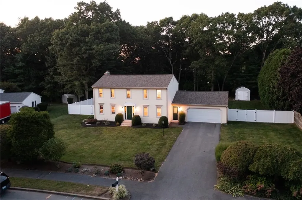 15 Winterberry Drive Coventry RI 02816