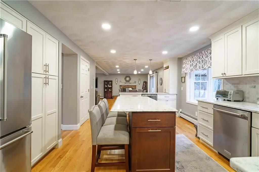 15 Winterberry Drive Coventry RI 02816
