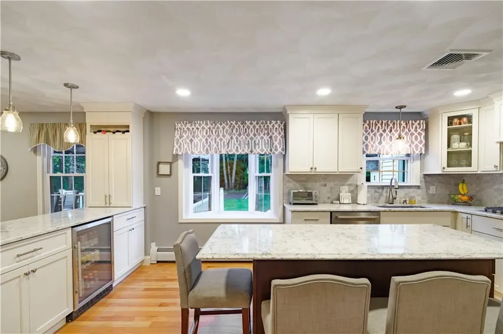 15 Winterberry Drive Coventry RI 02816