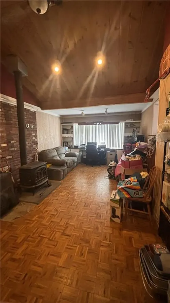 52 Goodrich Avenue Warwick RI 02886