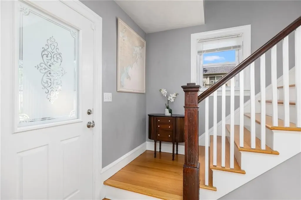 40 Grand View Drive Warwick RI 02886