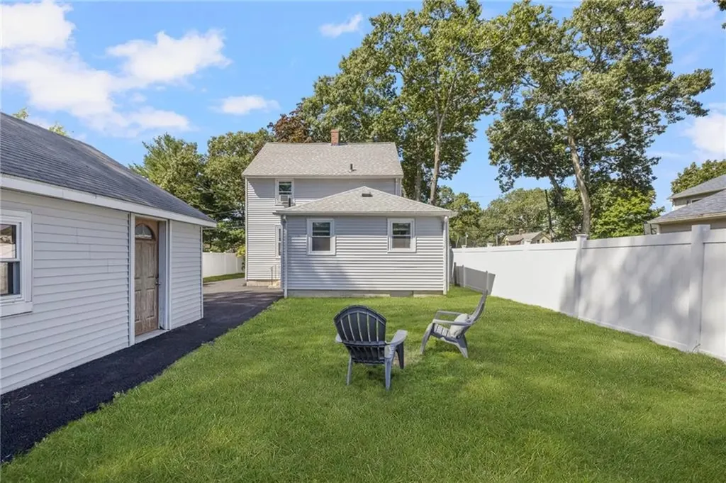 40 Grand View Drive Warwick RI 02886