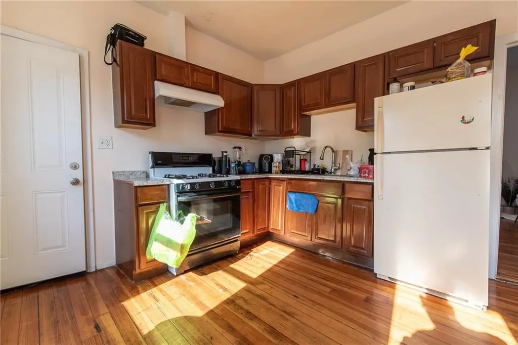307 California Avenue Providence RI 02905