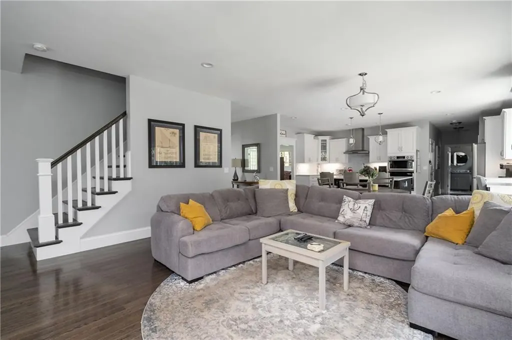 93 Cedar Forest Road Smithfield RI 02917