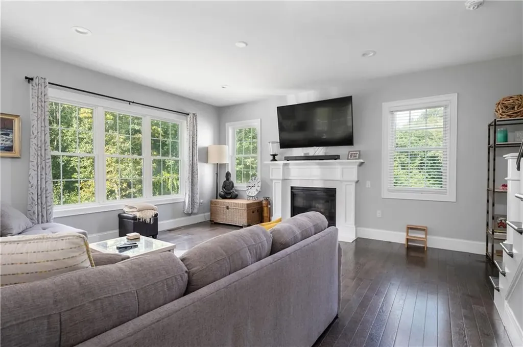 93 Cedar Forest Road Smithfield RI 02917