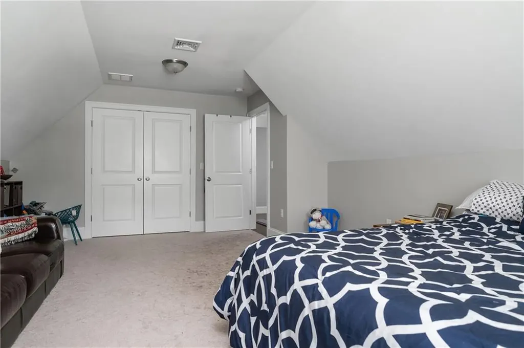 93 Cedar Forest Road Smithfield RI 02917