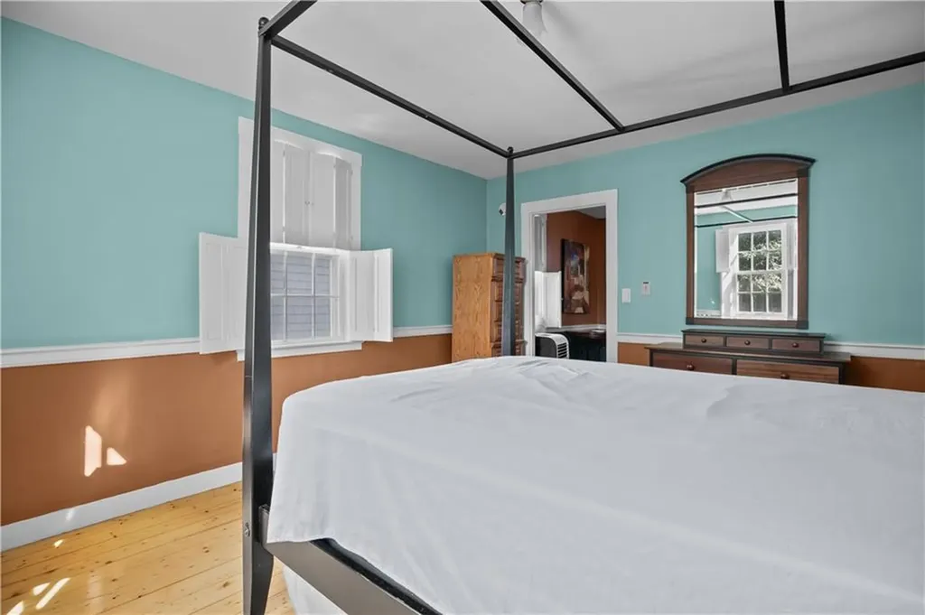 26 Perry Street Newport RI 02840