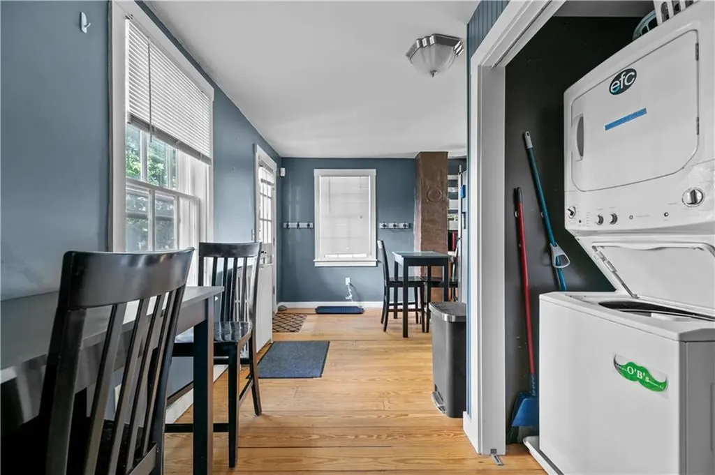 26 Perry Street Newport RI 02840