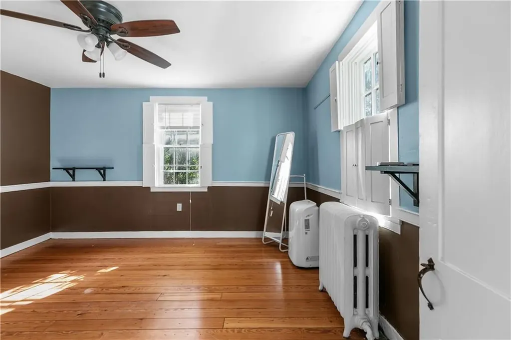 26 Perry Street Newport RI 02840