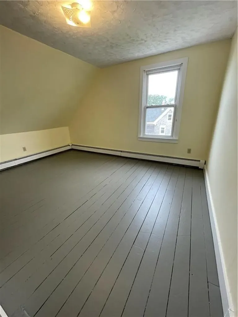 94 Warner Street Newport RI 02840