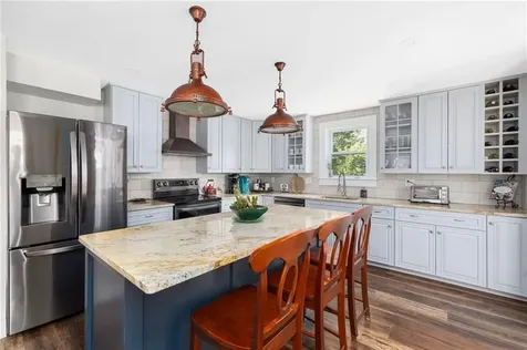 33 Clinton Avenue Jamestown RI 02835