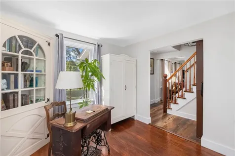 33 Clinton Avenue Jamestown RI 02835