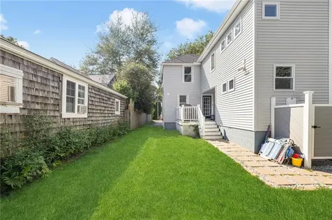 33 Clinton Avenue Jamestown RI 02835