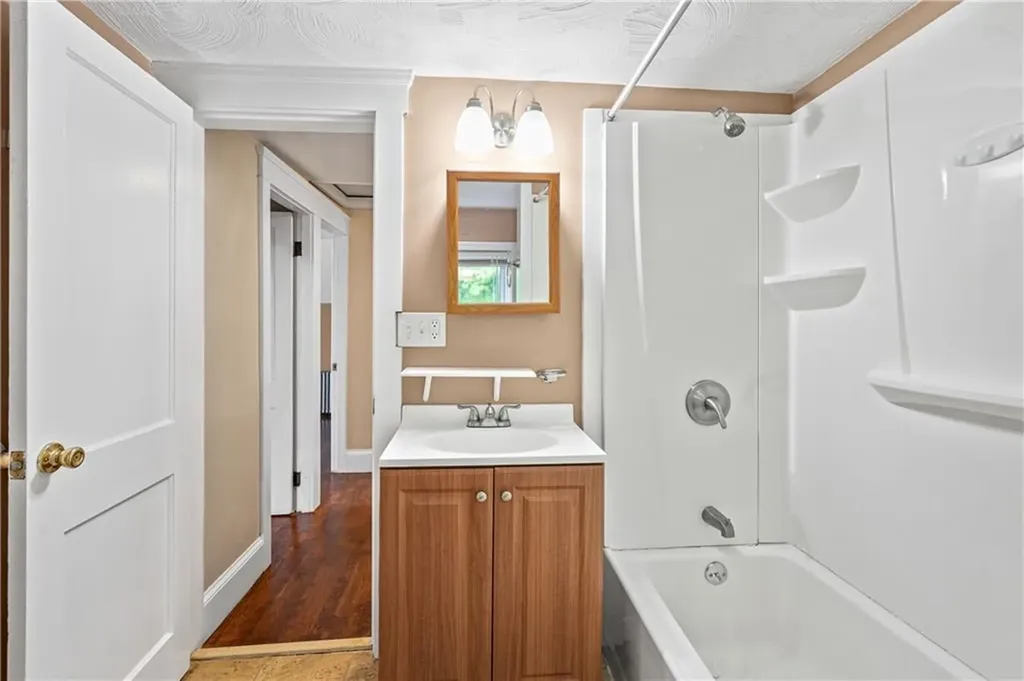 22 Borden Street Pawtucket RI 02861