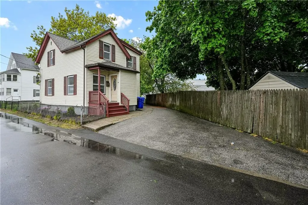 22 Borden Street Pawtucket RI 02861