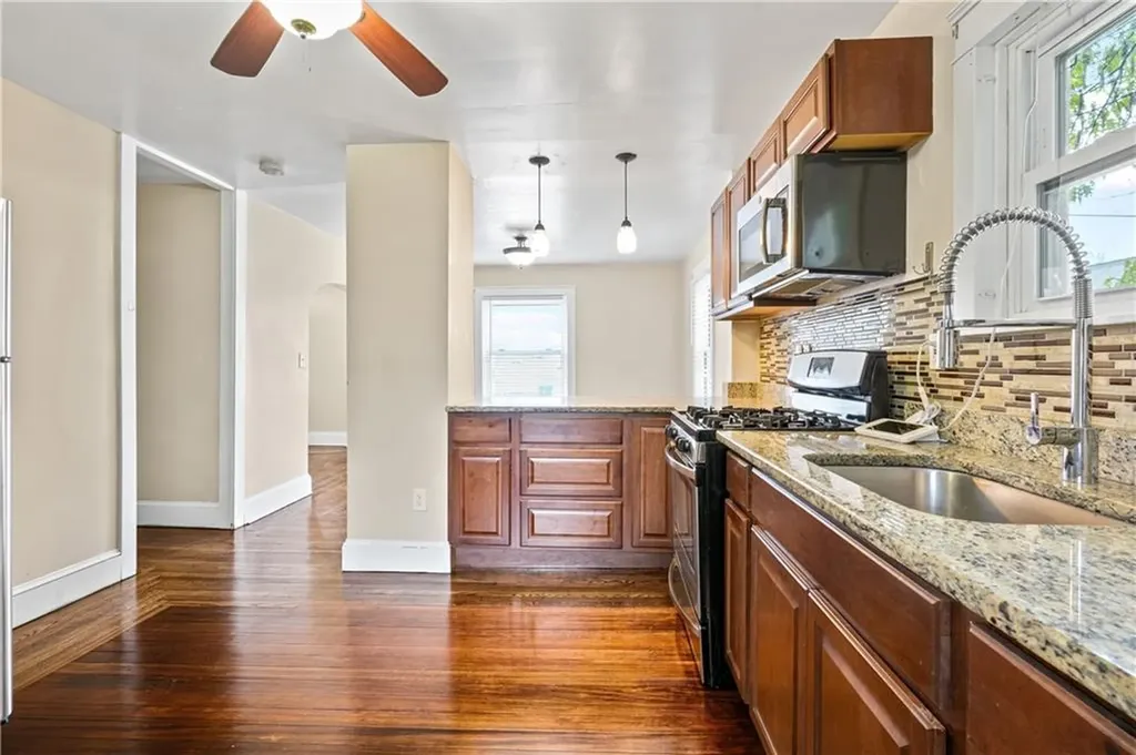 22 Borden Street Pawtucket RI 02861