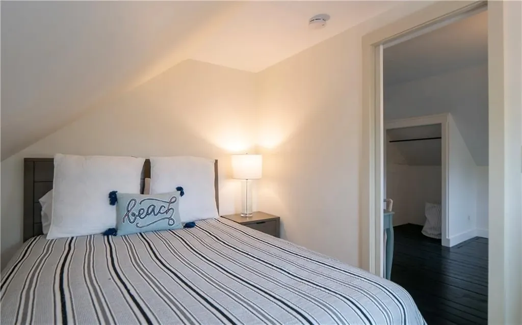 4 Draper Avenue Middletown RI 02842