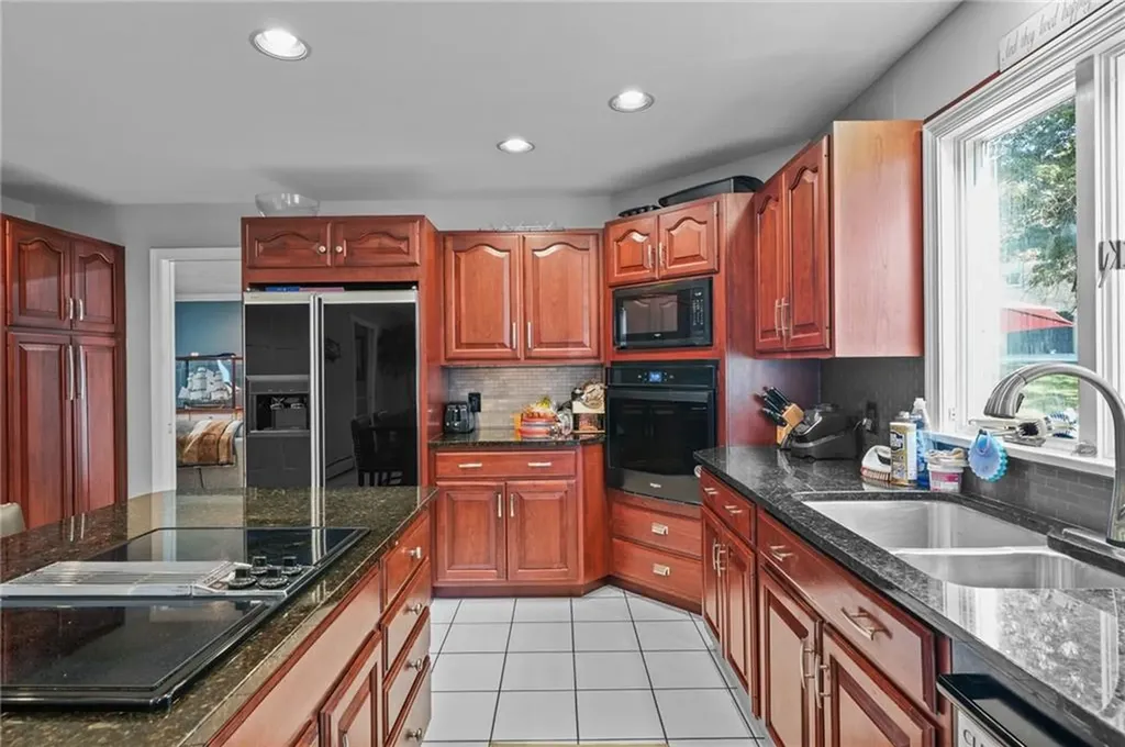 32 Rollingwood Drive Johnston RI 02919