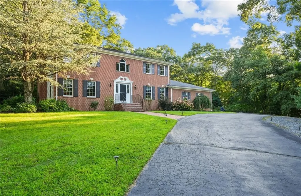 32 Rollingwood Drive Johnston RI 02919