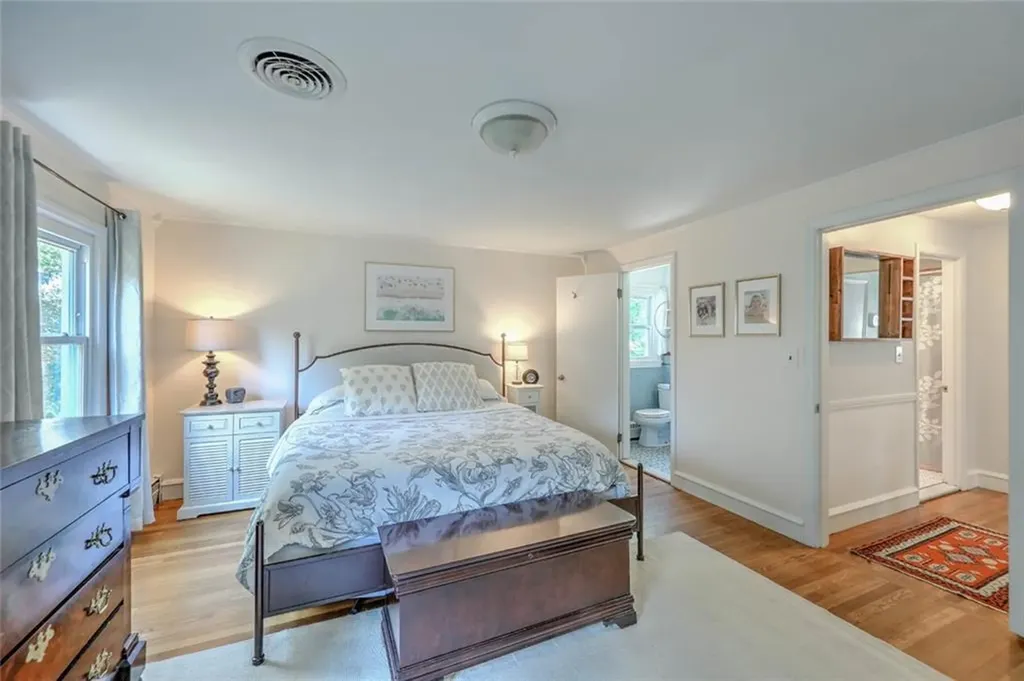 87 Cambria Court Pawtucket RI 02860
