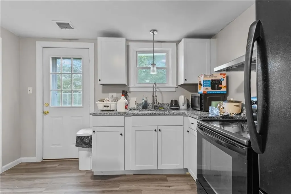 9 Overlook Road Narragansett RI 02882