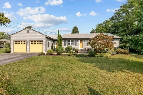 67 Berry Lane Bristol RI 02809