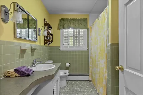 67 Berry Lane Bristol RI 02809