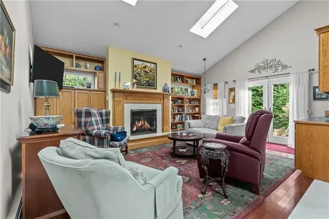 67 Berry Lane Bristol RI 02809