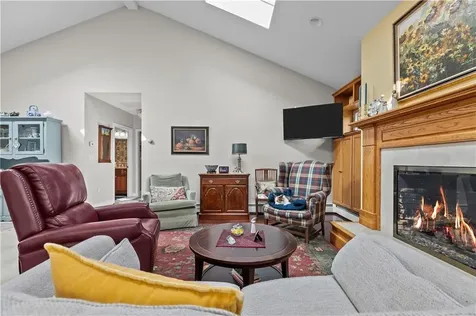 67 Berry Lane Bristol RI 02809