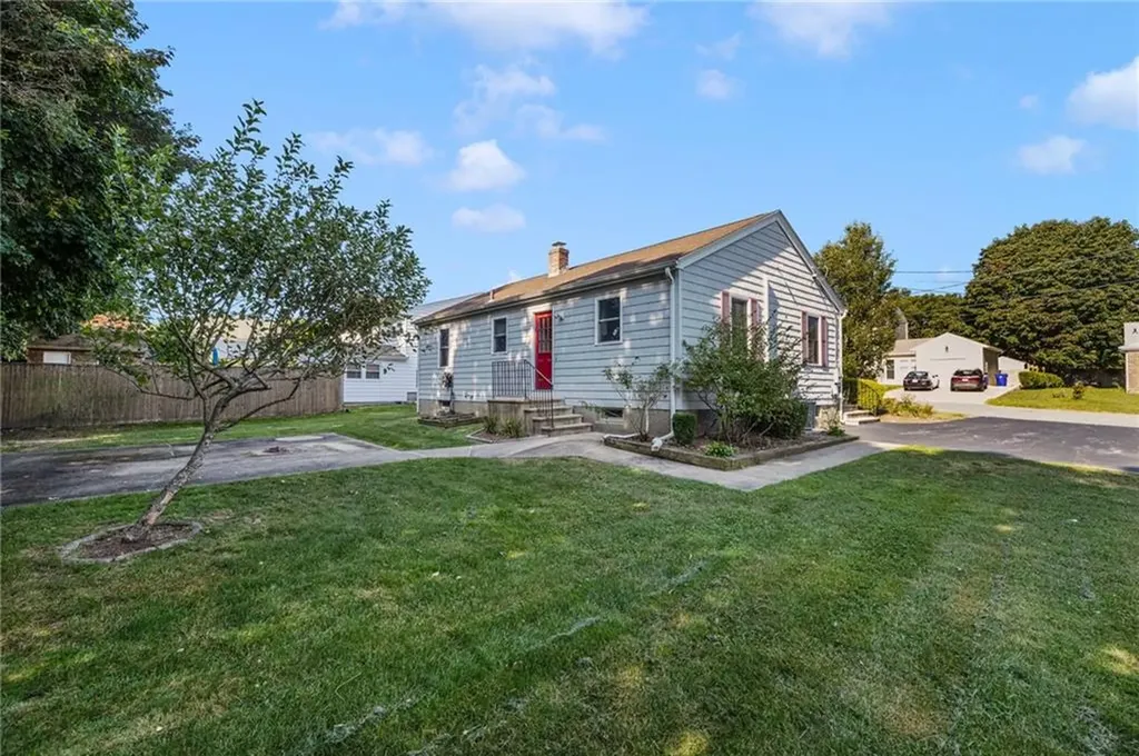 13 Amelia Court North Providence RI 02904