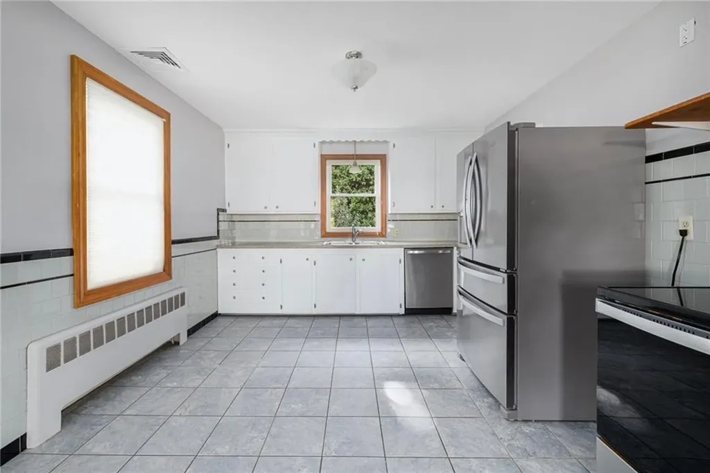 13 Amelia Court North Providence RI 02904