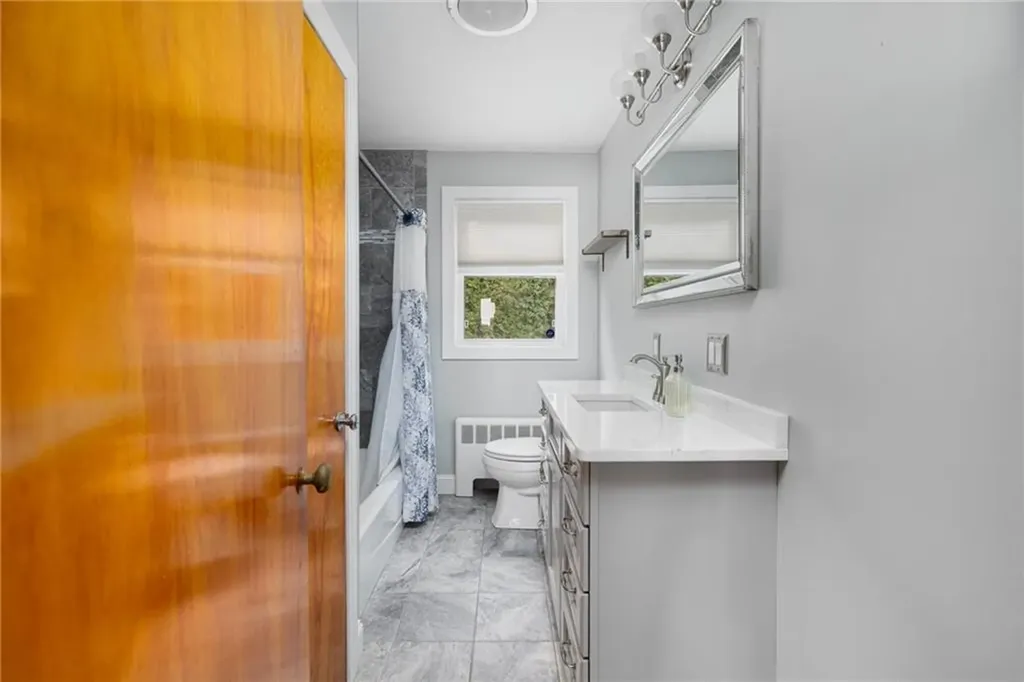 13 Amelia Court North Providence RI 02904