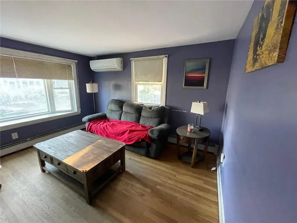95 Dallas Avenue Warwick RI 02889