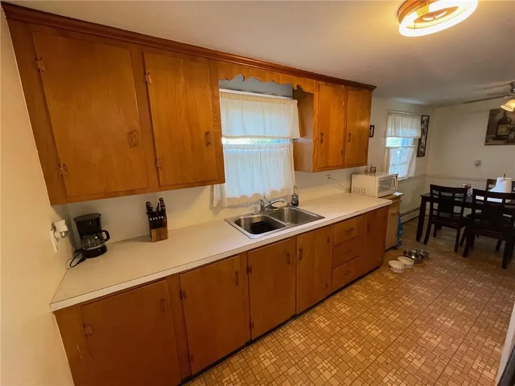 95 Dallas Avenue Warwick RI 02889