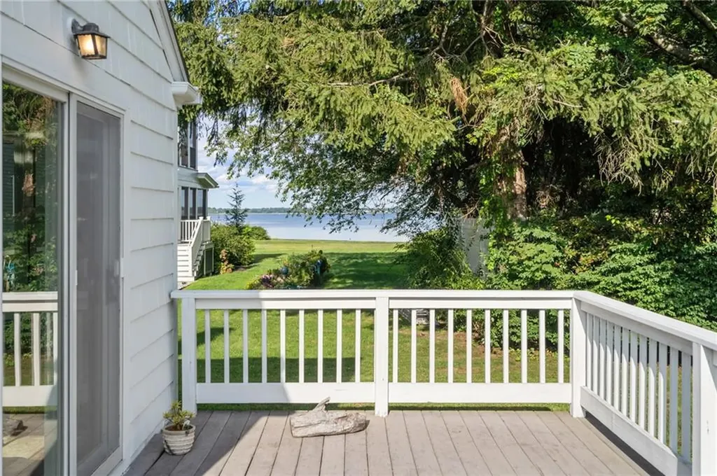 40 44 Mill Cove Road Warwick RI 02889