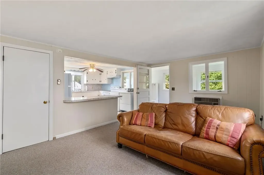 40 44 Mill Cove Road Warwick RI 02889