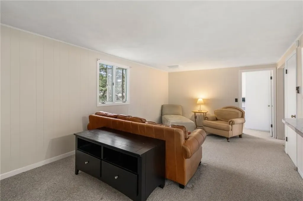 40 44 Mill Cove Road Warwick RI 02889