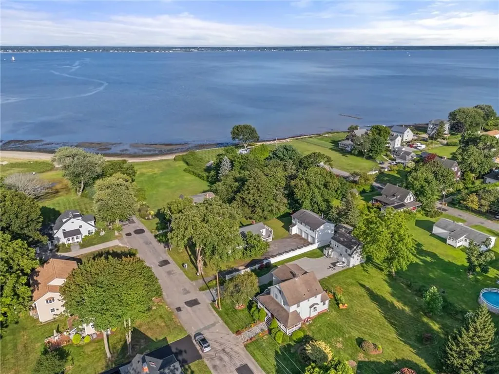 40 44 Mill Cove Road Warwick RI 02889