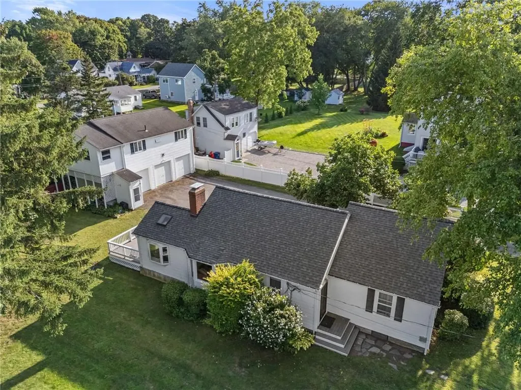 40 44 Mill Cove Road Warwick RI 02889
