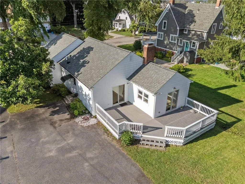 40 44 Mill Cove Road Warwick RI 02889