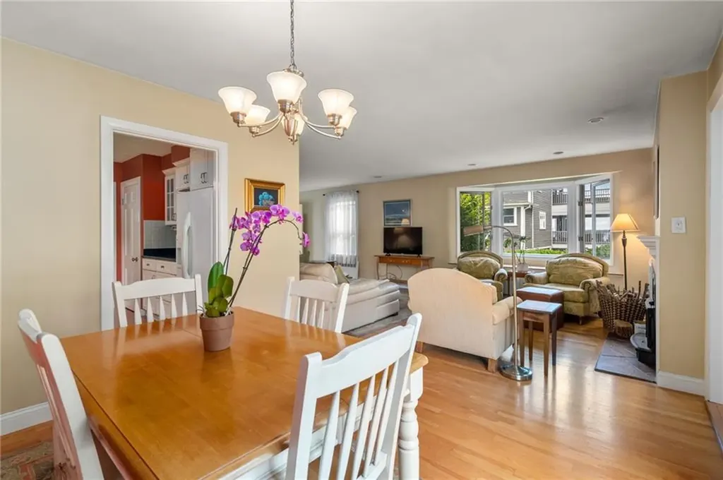 40 44 Mill Cove Road Warwick RI 02889