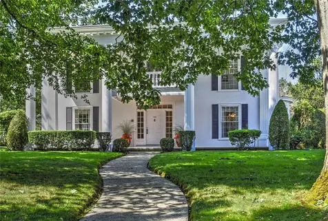 526 Cole Avenue Providence RI 02906