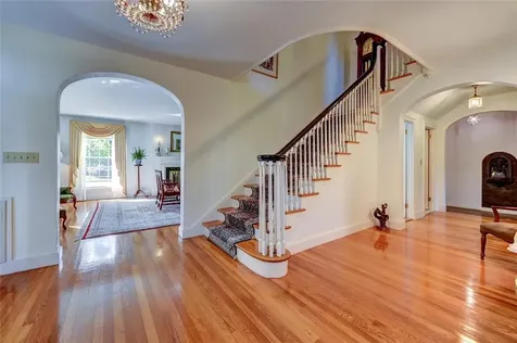 526 Cole Avenue Providence RI 02906