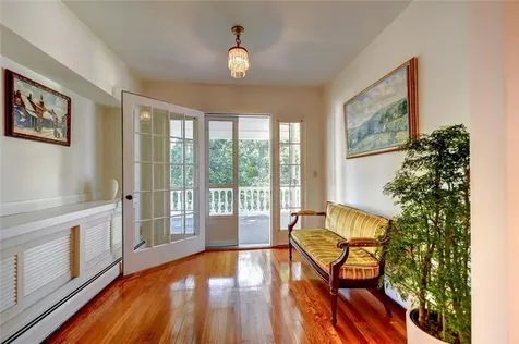 526 Cole Avenue Providence RI 02906