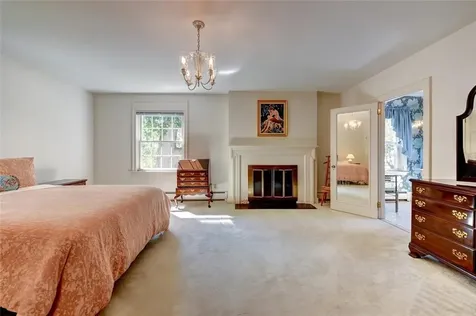 526 Cole Avenue Providence RI 02906