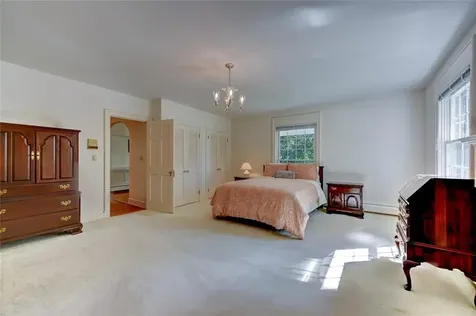 526 Cole Avenue Providence RI 02906