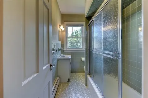 526 Cole Avenue Providence RI 02906