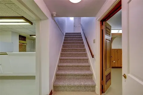 526 Cole Avenue Providence RI 02906