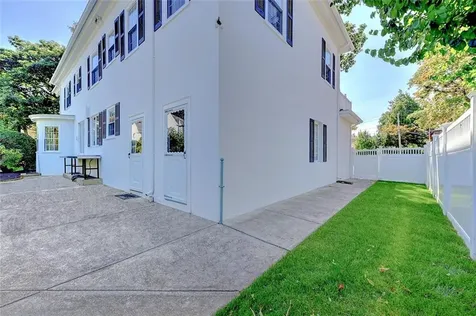 526 Cole Avenue Providence RI 02906