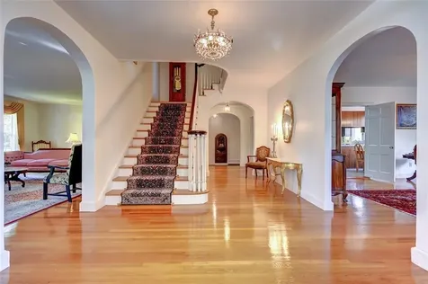 526 Cole Avenue Providence RI 02906